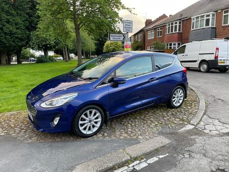 FORD FIESTA 1.0 T EcoBoost Titanium